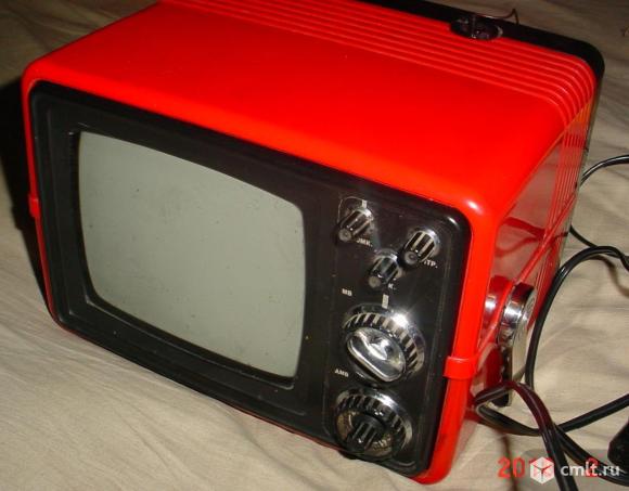 Куда сдать старые телевизоры курган. Сдать старые телевизоры воронеж. Прием старых телевизоров. Старые мониторы. Старый телевизор.