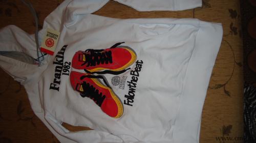 Толстовка. Фото 1.