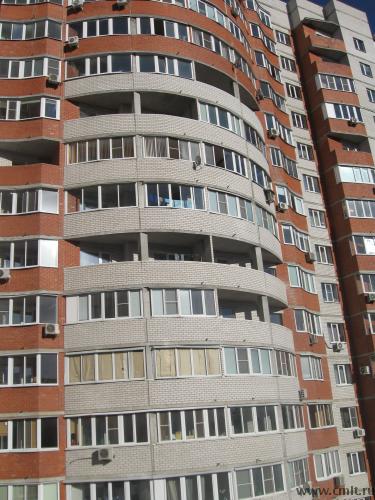 Фасад дома по ул. Южно-Моравская, 15б