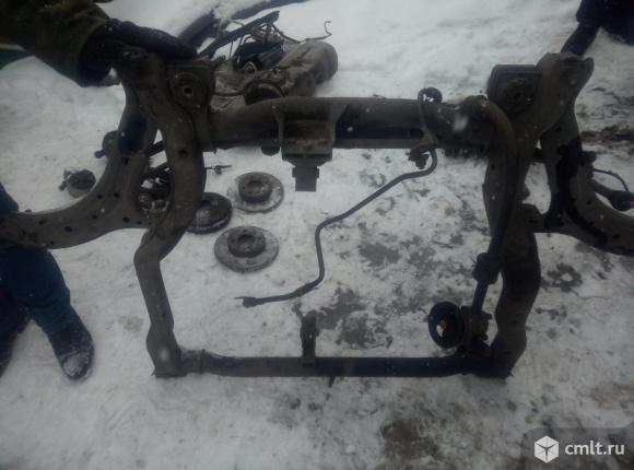 для Hyundai Accent tagaz подрамник бу номер 6241025005, рейка рулевая с гуром номер 5771025510, рычаг перелний номер 5450125000, 5450025000 звоните есть много других автозапчастей, отправка в регионы