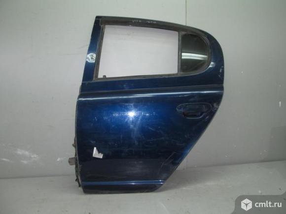 Дверь задняя левая в сборе TOYOTA YARIS / ECHO / VITZ 99-05 хечбек б/у 6700452021. Фото 1.