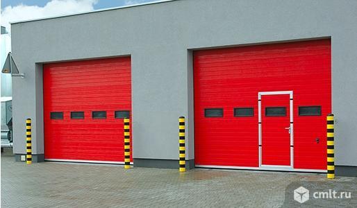 Продам  б/у секционные подъемные ворота. Фото 1.