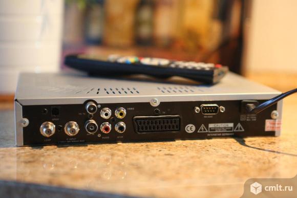 Спутниковый ресивер Golden Interstar DSR-7700. Фото 4.