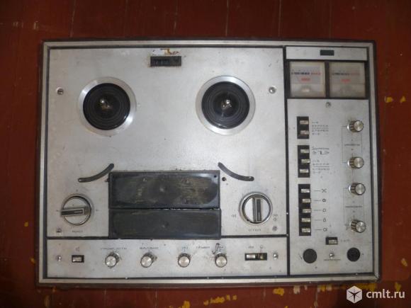 Магнитофон ростов-102. Фото 1.