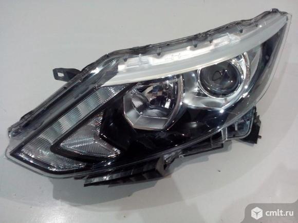 Фара левая NISSAN QASHQAI  J11 14- б/у 260604EH1A 260604EH0A 3*. Фото 1.