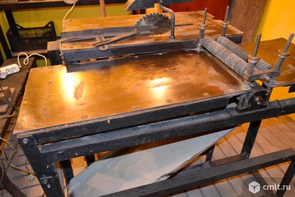 Деревообрабатывающий станок(циркулярка +фуганок) самодельный. Фото 3.