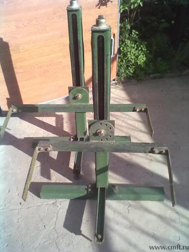 Подъёмник-опрокидыватель. Фото 1.