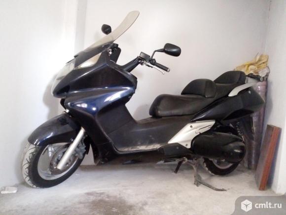 Мотоцикл Honda - 2001 г. в.. Фото 1.