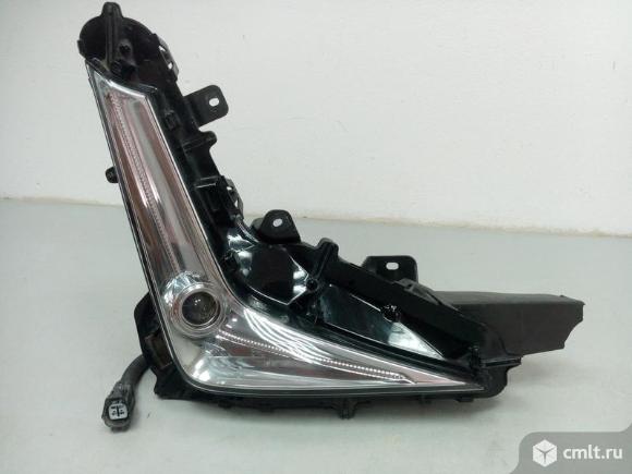 Фара противотуманная птф левая LEXUS LX 570 /LX450D 15- б/у 8139060010 4*. Фото 1.