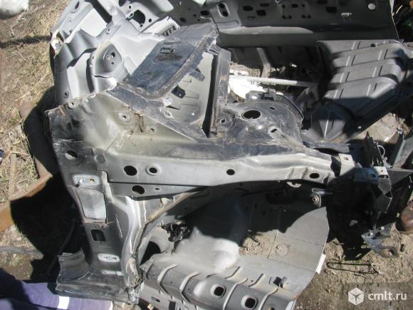 для Volkswagen Passat B6 четверть кузова передняя правая буна фото деталь одного автомобиля с разных сторон. Звоните есть много других автозапчастей, в разборе есть ещё автомобили, 