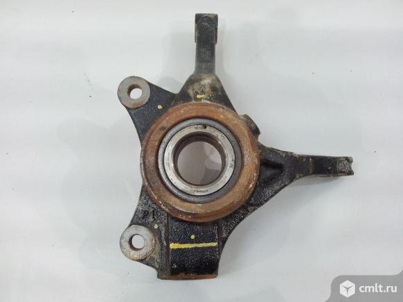 Кулак поворотный левый KIA RIO 17- б/у 51715H5050 4*. Фото 1.