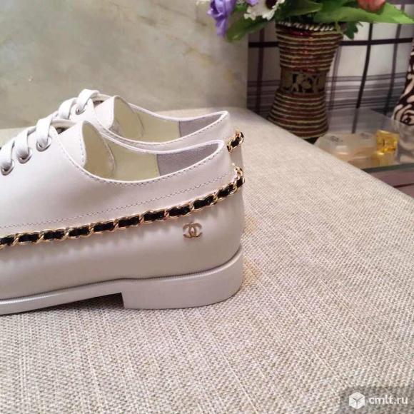 Женские ботинки Chanel с цепочкой в modnitca.net