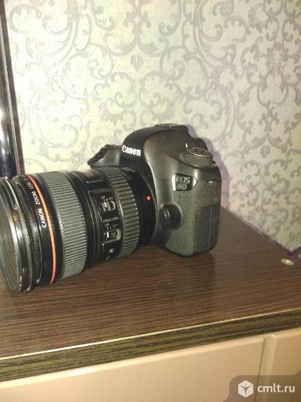 Фотоаппарат цифровой Canon 6D. Фото 1.