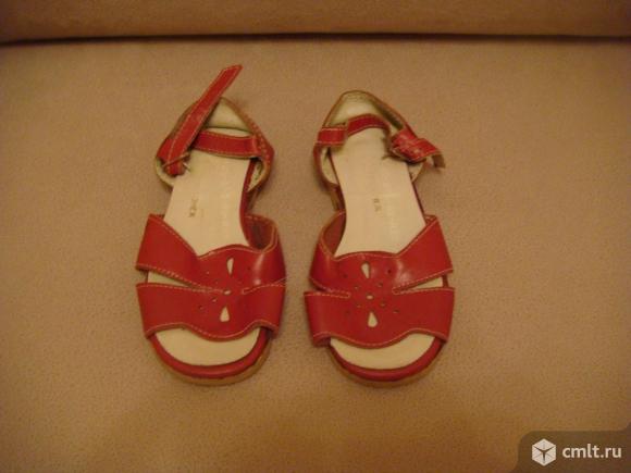 Сандали детские (кожа ) СССР винтаж. Фото 1.