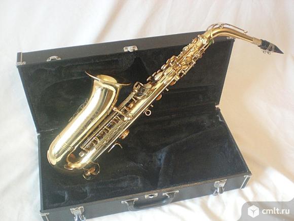 Альт саксофон Splendor. Фото 1.
