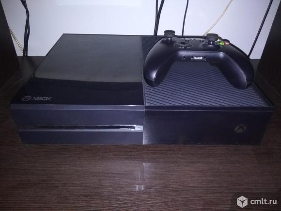 Xbox one 500 g + игры. Фото 1.