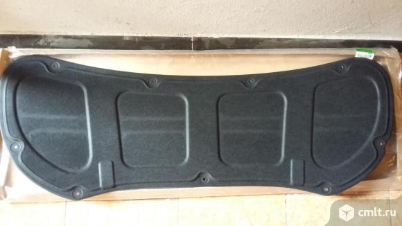 Шумоизоляция капота HYUNDAI SOLARIS /RIO. Фото 1.