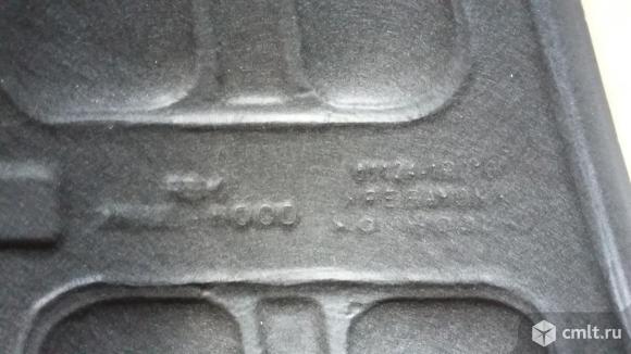 Шумоизоляция капота HYUNDAI SOLARIS /RIO. Фото 3.