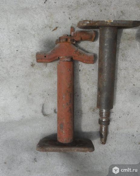Домкраты. Фото 1.