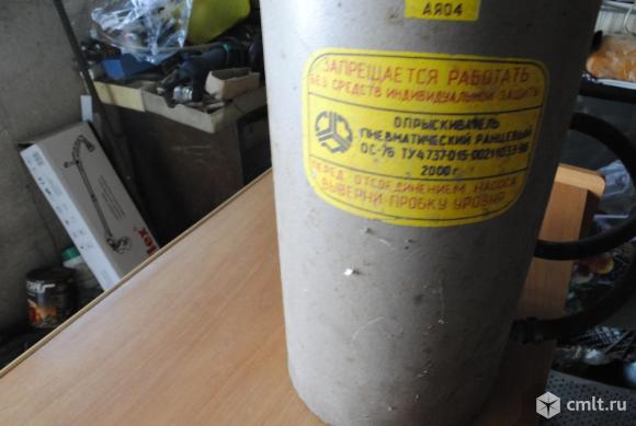 Опрыскиватель для сада металлический. Фото 2.