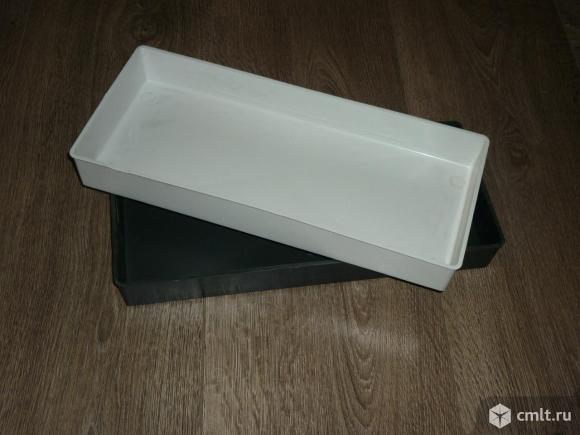 Горшки и поддоны для рассады. Фото 1.