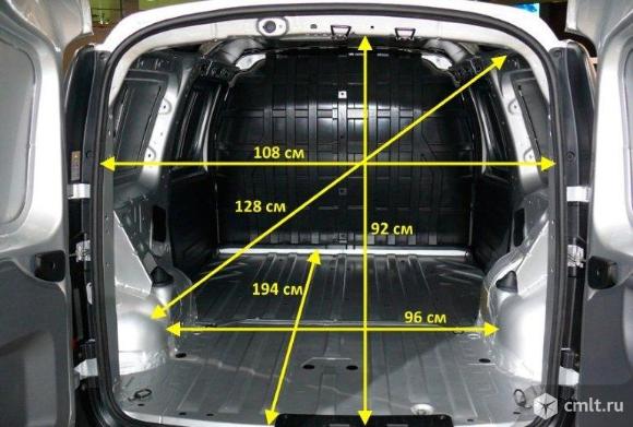 Водитель с личным авто. Фото 3.