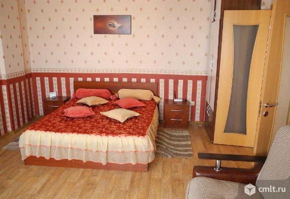 1-комнатная квартира 38 кв.м остановка Проспект Труда. Фото 1.