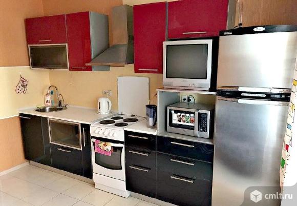 1-комнатная квартира 42 кв.м остановка димитрова. Фото 1.