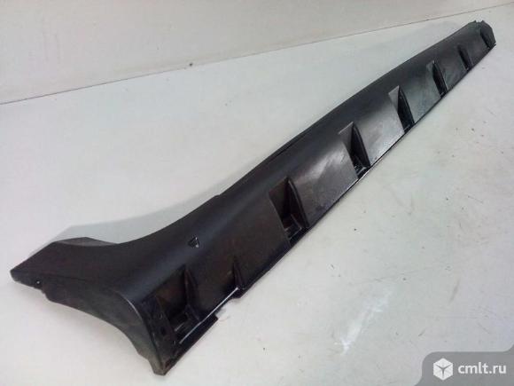 Накладка порога правого RENAULT DUSTER 10- 764260812R 769515153R б/у 4*. Фото 1.
