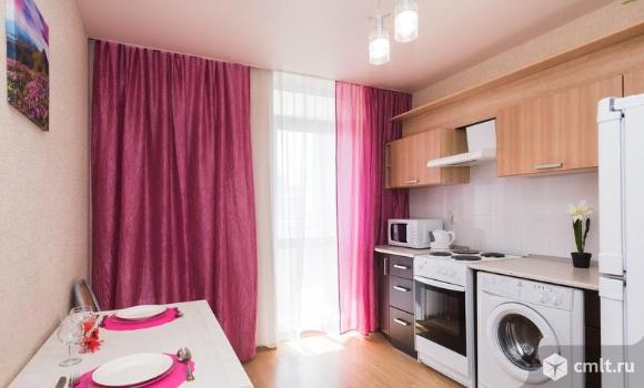 1-комнатная квартира 38 кв.м Дом Бата, Цирк, ТЦ Солнечный Рай. Фото 1.