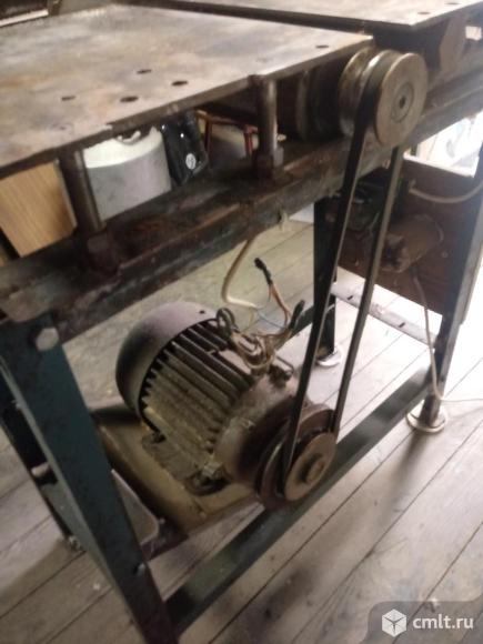 Деревообрабатывающий станок (циркулярка+фуганок). Фото 3.