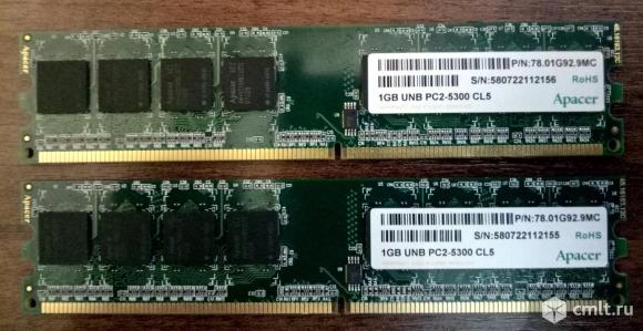 Оперативная память Apacer 1GB DDR2. Фото 1.