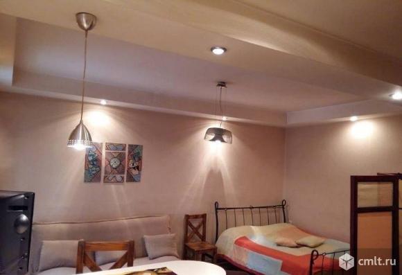 Рядом ВГУ, ТЦ Галерея Чижова, Центральный рынок, Площадь Ленина.. Фото 1.