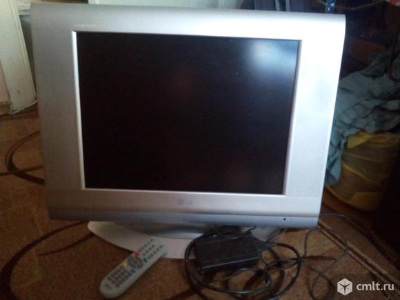 Телевизор ж/к LG Flatron RZ-20LA33. Фото 1.