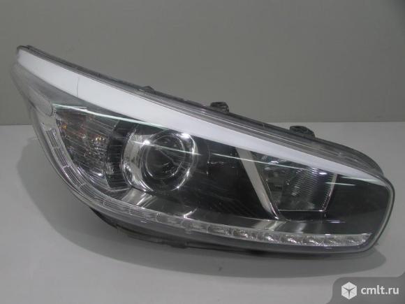 Фара правая LED XENON KIA CEED 12-15 б/у 92102A2060 4.5*. Фото 1.