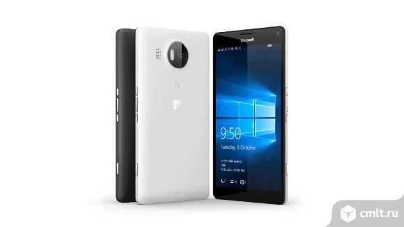 Nokia (Microsoft) Lumia 950 / 950XL. Фото 1.