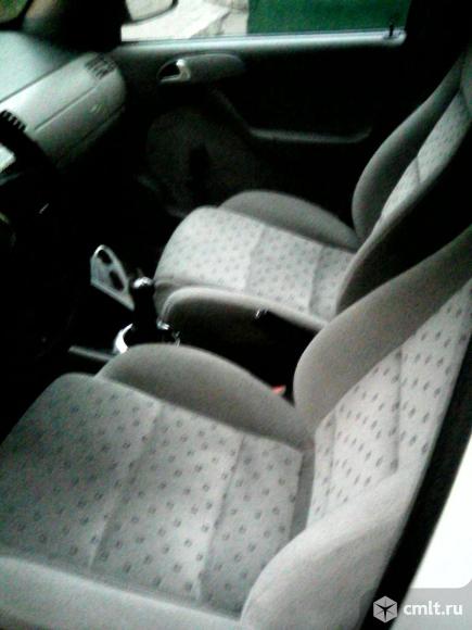 Volkswagen Pointer - 2004 г. в.. Фото 10.