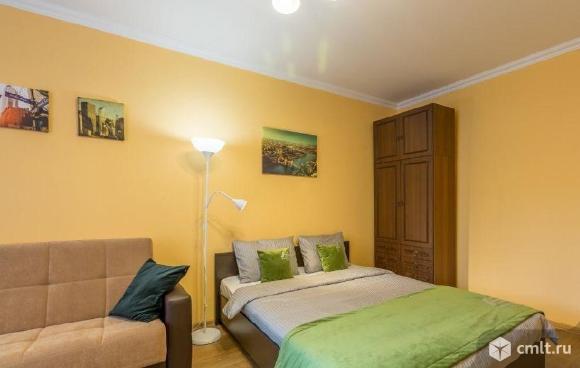 Остановка памятник Славы. Фото 1.