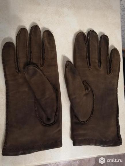 Перчатки из натуральной кожи коричневые утепленные. Фото 2.