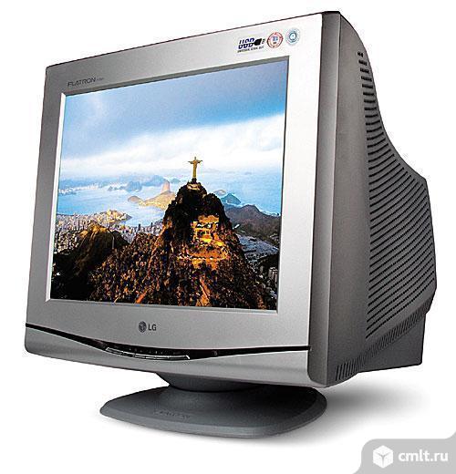 Монитор ж/к LG F700p. Фото 1.