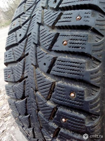 17 R 235/45 Maxxis Presa Spike одна шина. Фото 1.