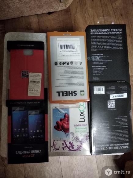 Пленки, стекла, чехлы для смартов. Фото 1.