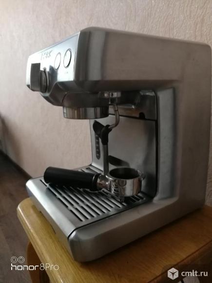 Кофемашина Bork модель С-800. Фото 3.