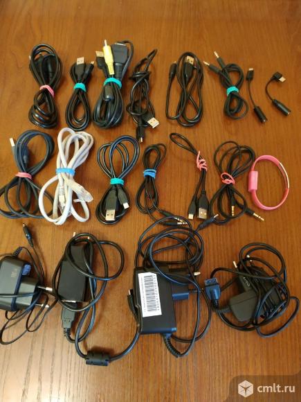 Провода USB и зарядные устройства. Фото 1.