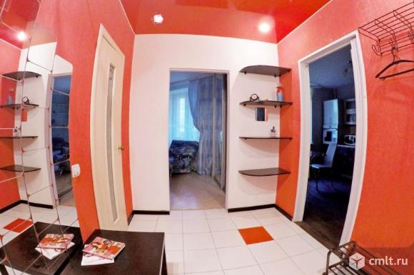 1-комнатная квартира 39 кв.м Памятник Славы, ВГУ, Автовокзал!. Фото 1.