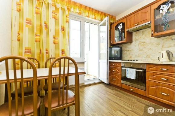 новая техника и мебель, рядом с центральным автовокзалом, памятник славы.. Фото 1.