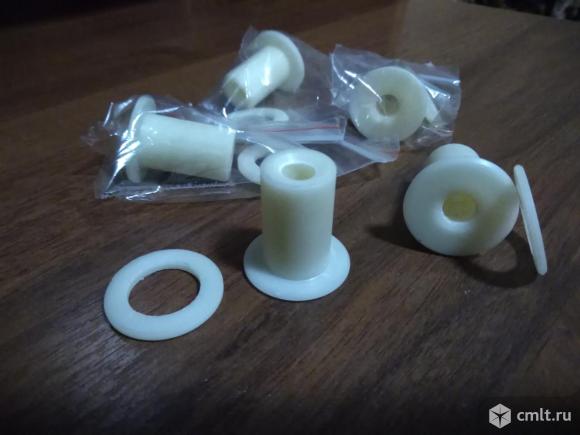 Капролоновые втулки КП (кулисы) а.м. семейства ВАЗ. Фото 1.