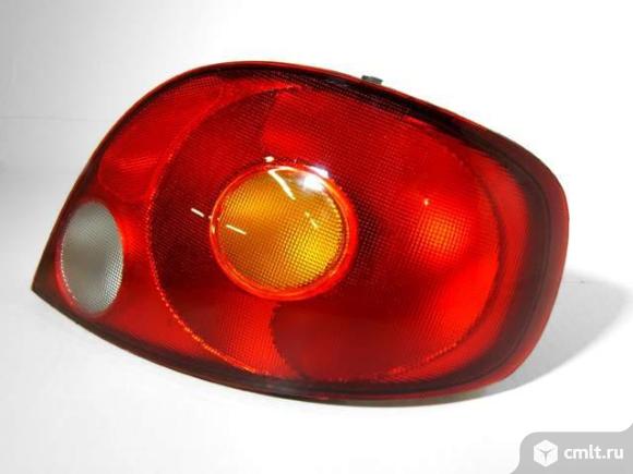 Фонарь задний  правый DAEWOO MATIZ DWMAT01-222-R 96563515. Фото 1.