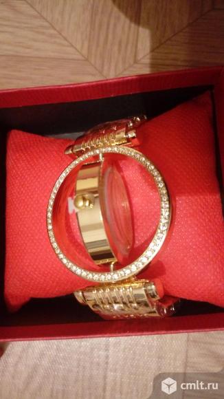 Часы Pandora золото. Фото 3.
