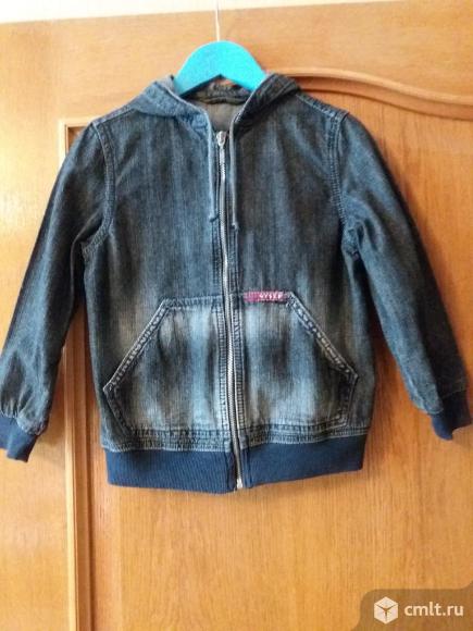 Джинсовая ветровка. Фото 1.
